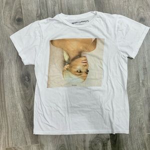 ARIANA GRANDE sweetener tee